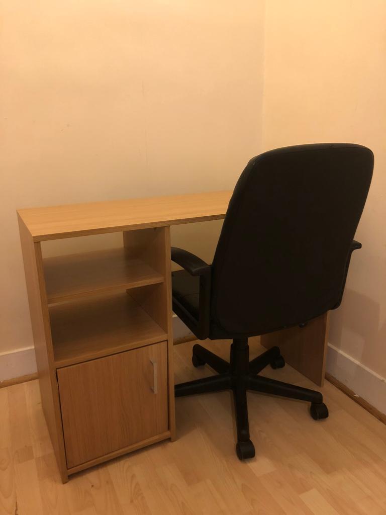 gumtree desk and chair
